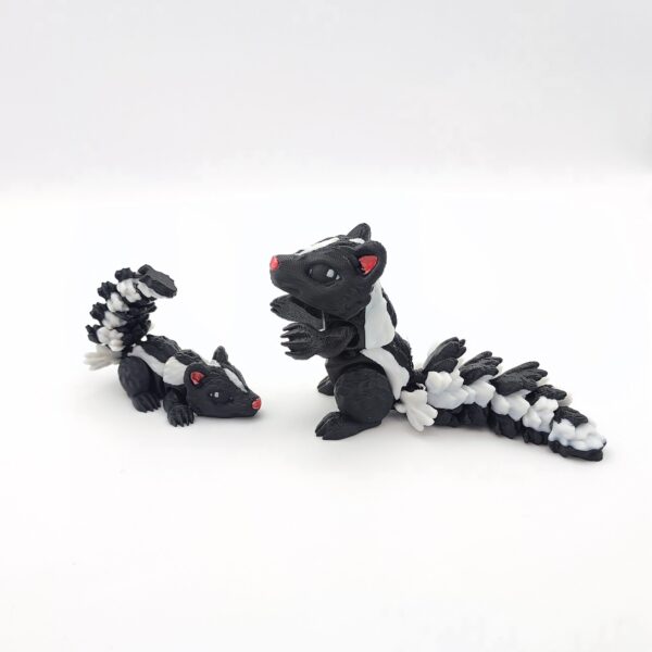 1000312773-scaled Bewegliches Skunk Stinktier Weibchen – Romantische Figur